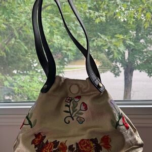 Floral Embroidered Cream Tote Bag
